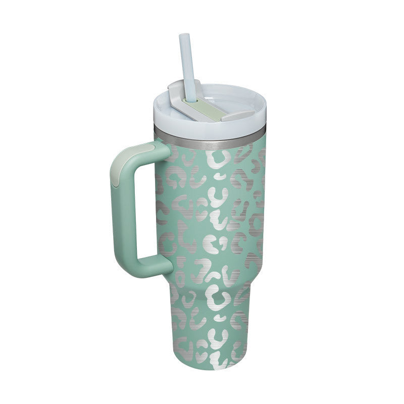 Tumbler med handtag.