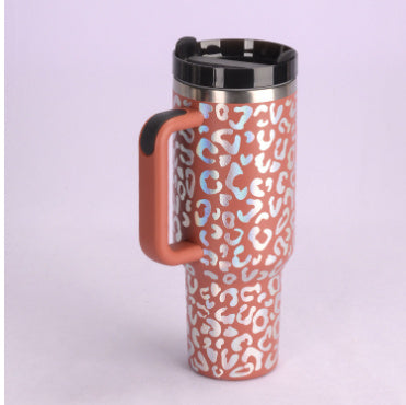 Tumbler med handtag.