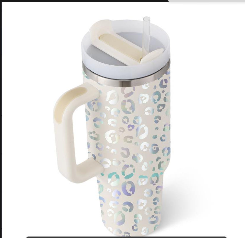 Tumbler med handtag.