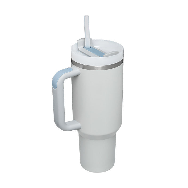 Tumbler med handtag.